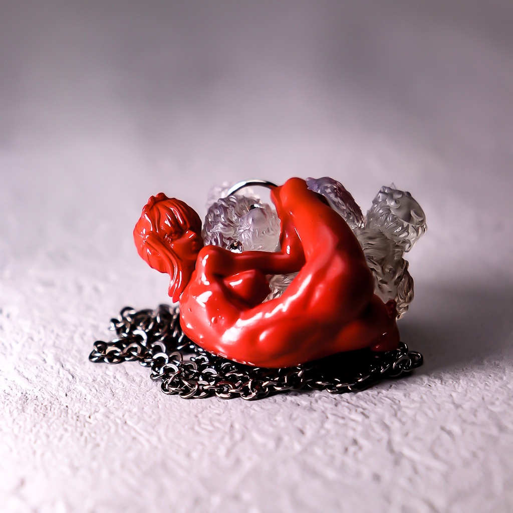 Hold you back "RED" / PENDANT