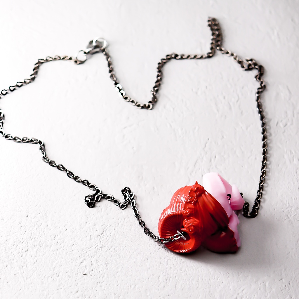 虚勢と不安 ”RED×PINK” / Fear and anxiety PENDANT