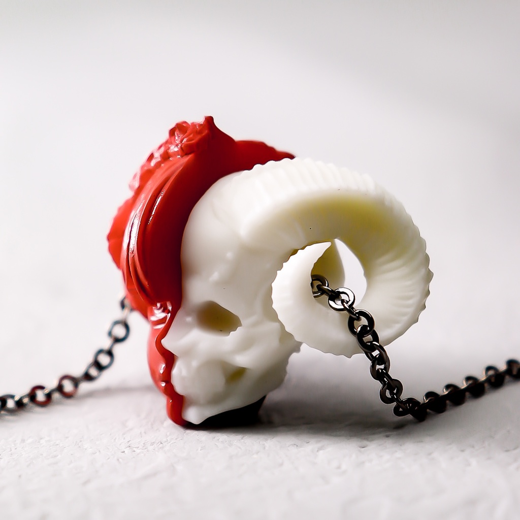 虚勢と不安 ”RED×WHITE” / Fear and anxiety PENDANT
