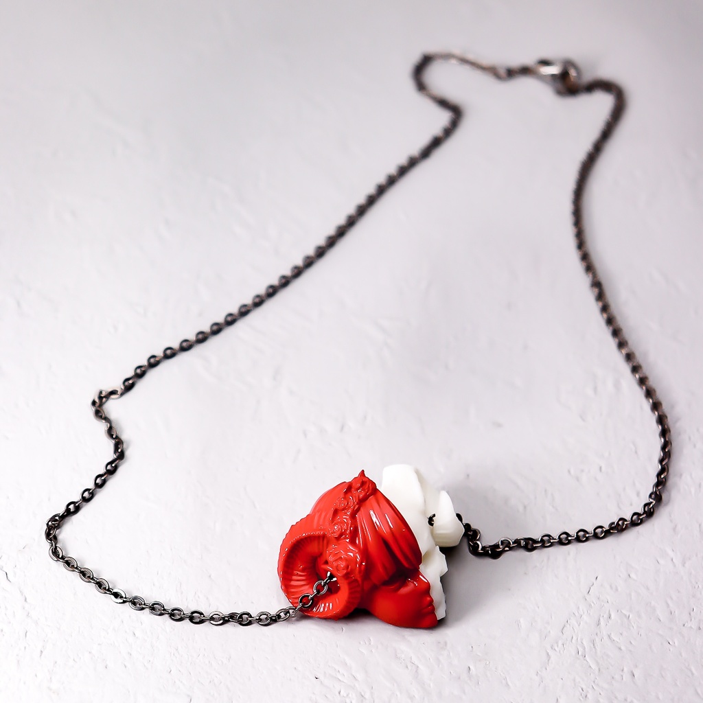 虚勢と不安 ”RED×WHITE” / Fear and anxiety PENDANT