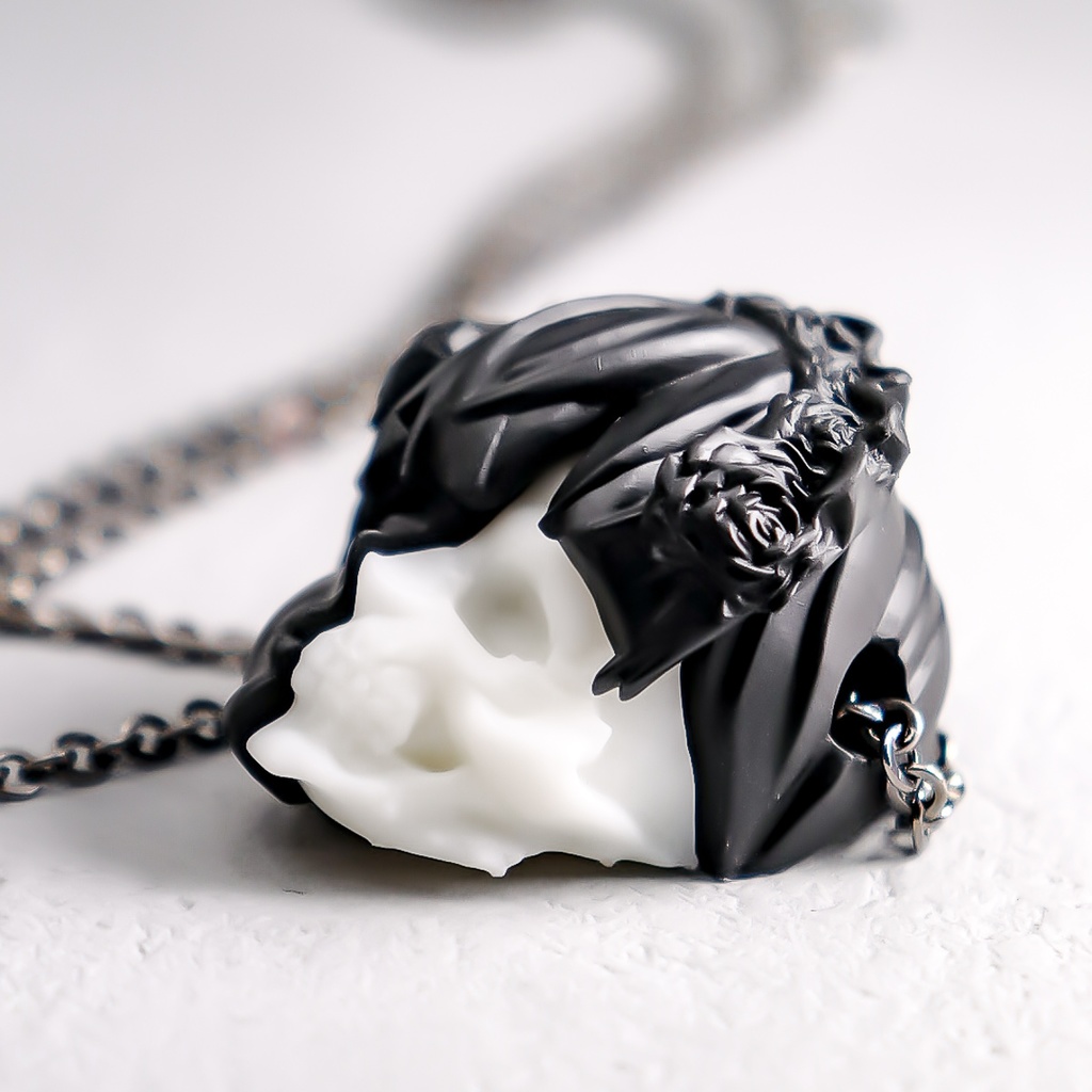 依存と孤独 "BLACK×WHITE" / Dependence and loneliness PENDANT