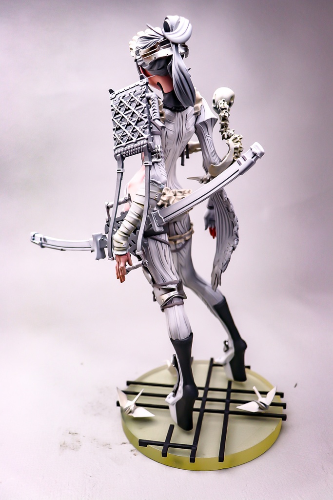 TSURU / 禁室 (未塗装未組み立てガレージキット)