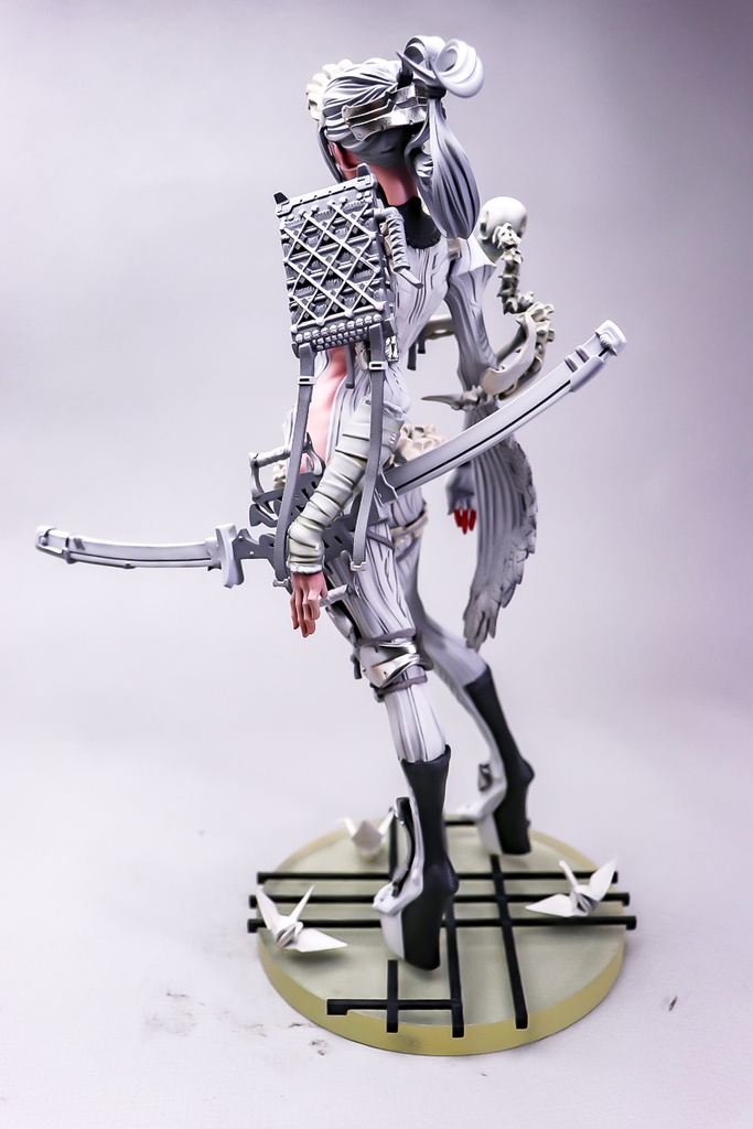 TSURU / 禁室 (未塗装未組み立てガレージキット)