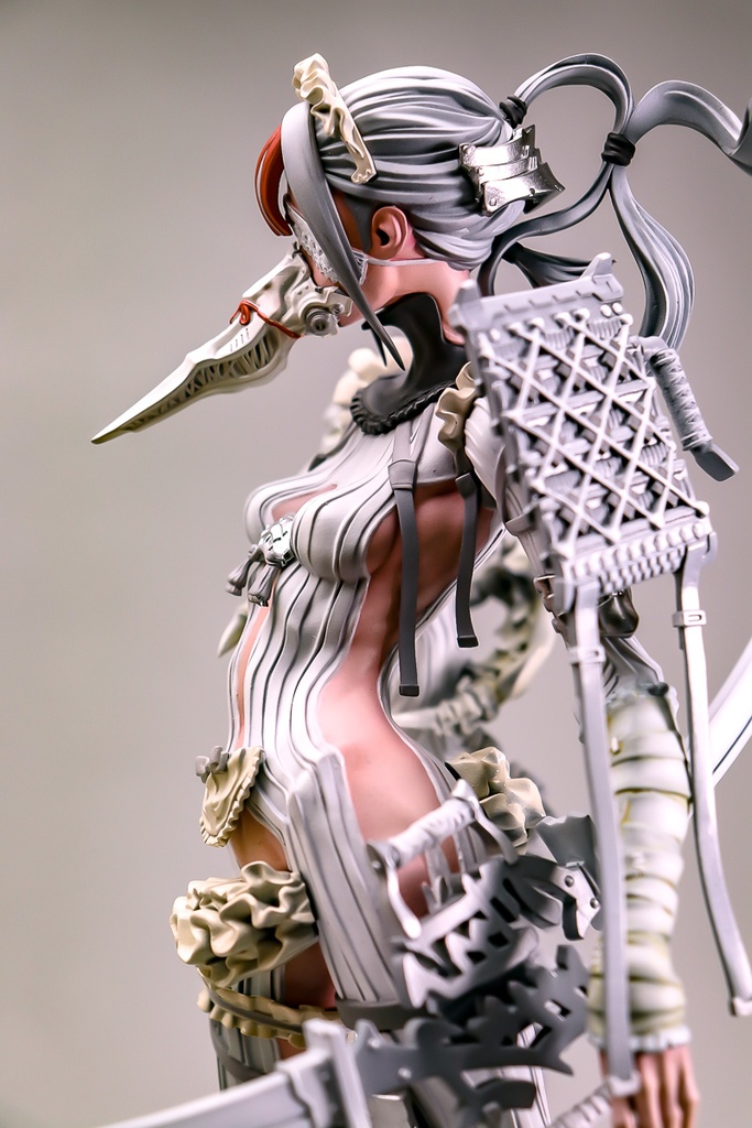 TSURU / 禁室 (未塗装未組み立てガレージキット)