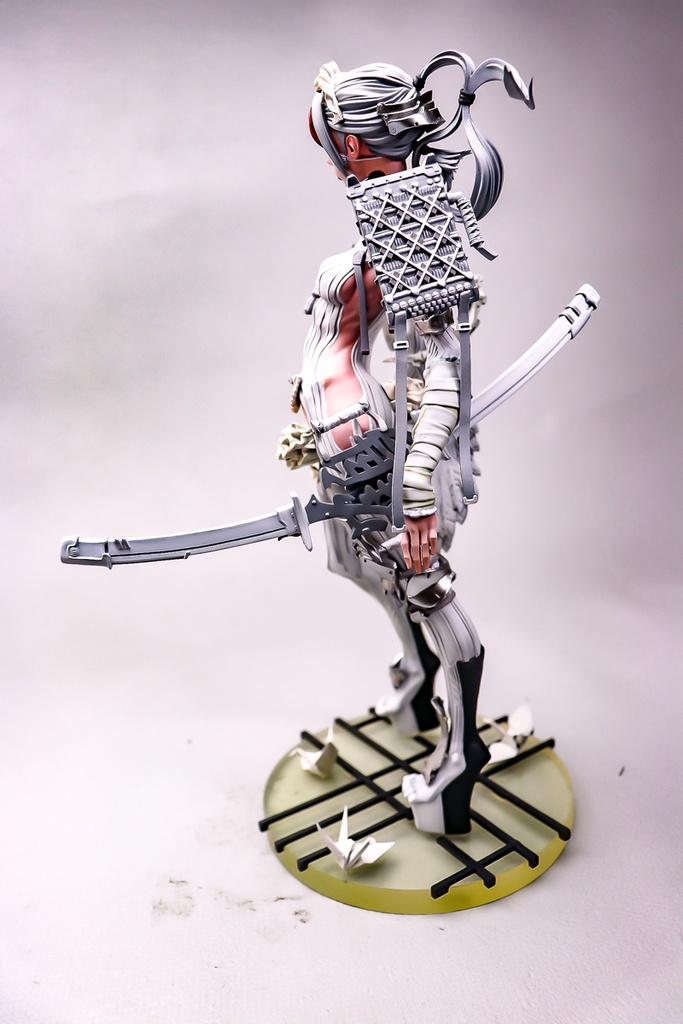 TSURU / 禁室 (未塗装未組み立てガレージキット)