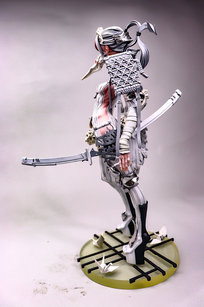 TSURU / 禁室 (未塗装未組み立てガレージキット)