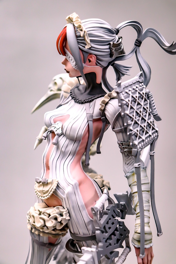 TSURU / 禁室 (未塗装未組み立てガレージキット)