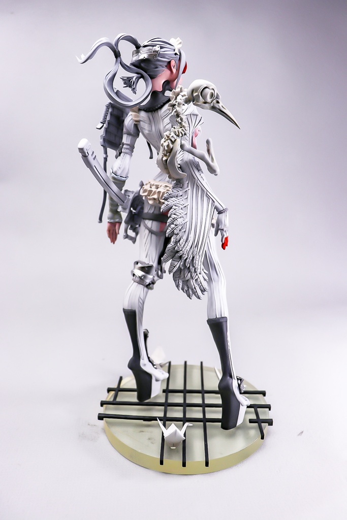 TSURU / 禁室 (未塗装未組み立てガレージキット)