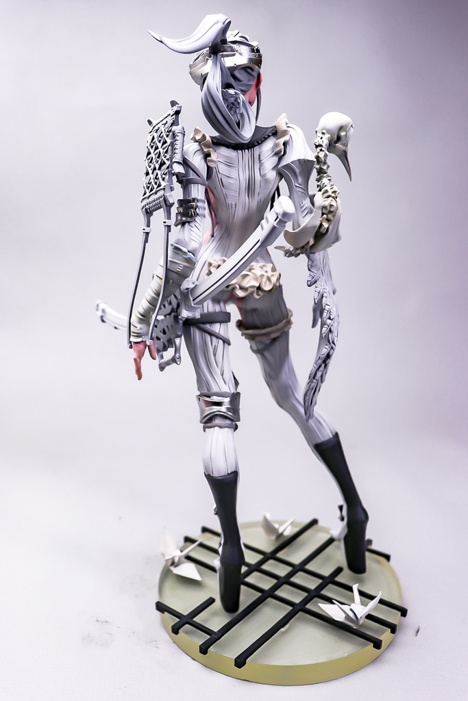 TSURU / 禁室 (未塗装未組み立てガレージキット)