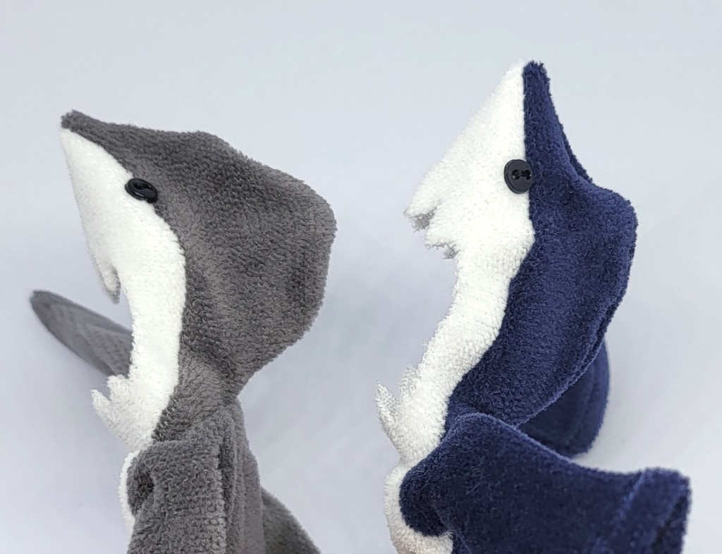 さめパーカー(Lサイズ)新色追加