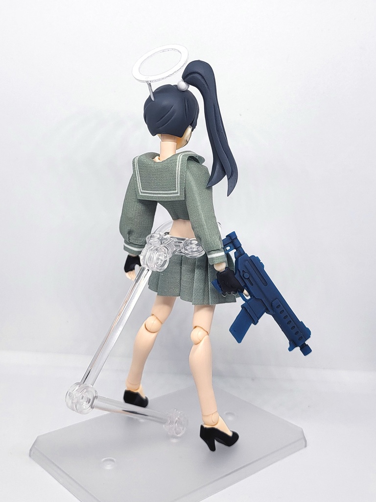 フルアクション スケバン(SMG)