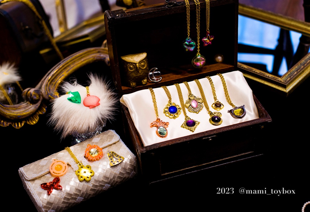 お菓子のおまけのペンダント ~ My first jewelry ~ 特典つき