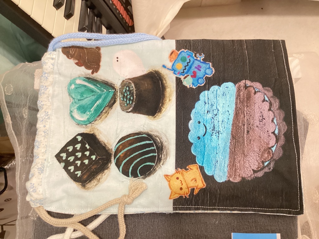 minamikeさんとぺぺロボのコラボ巾着A