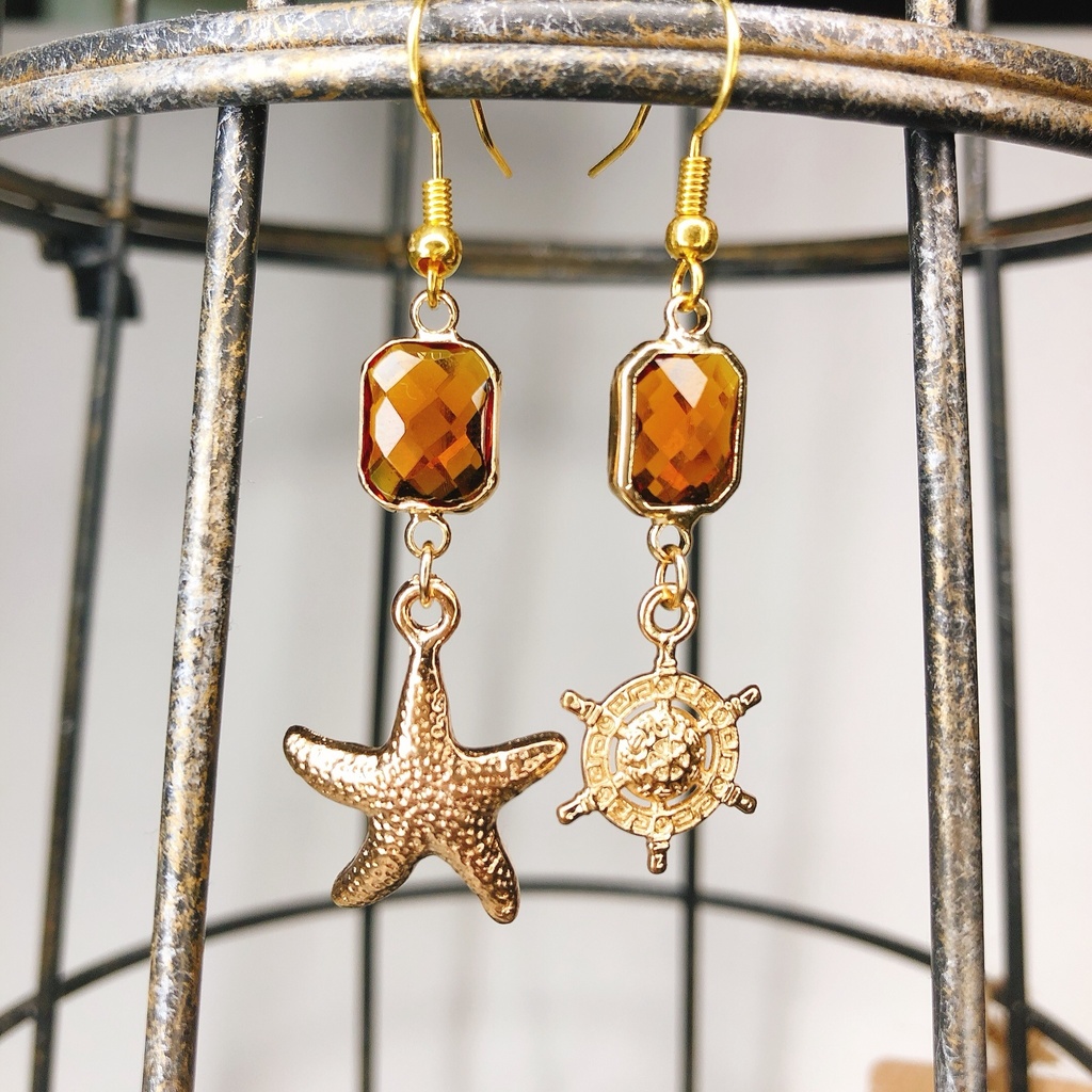 【送料込】ツイステハロウィンサバナクロー寮イメージアクセ