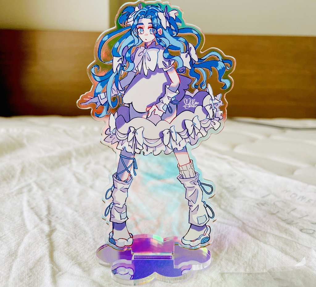 【受注生産】緋否アクリルフィギュア(オーロラ素材/Mサイズ)