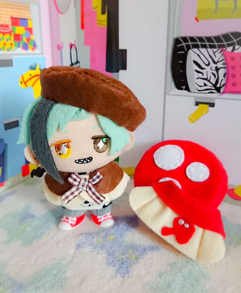 𝐧𝐞𝐰シイタケ🍄 ごきげんキノコのおでかケープセット 10cmぬいちゃんに
