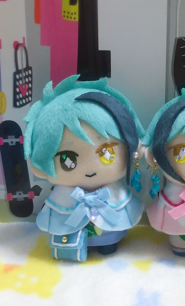 受注制作 紫陽花しずくのみずたまケープ ブルーあじさい 10cmぬいちゃんに 羊毛とお花 Booth