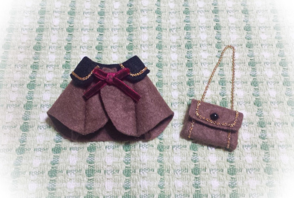 ［受注制作］チョコレートカラーのショートケープセット オビツ11ボディ ねんどろいどどーる ピコニーモ等にも