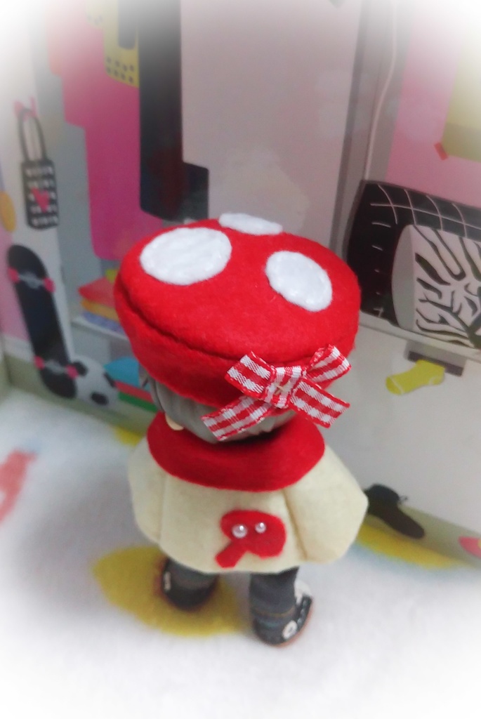 ［受注制作］ごきげんキノコ🍄のショートケープセット(ベニテングタケ) オビツろいど ねんどろいどどーる 等に