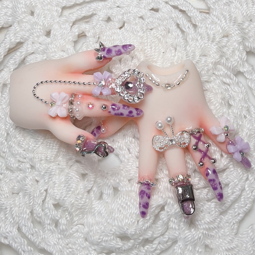 MDD  セミホワイト　ネイルハンド