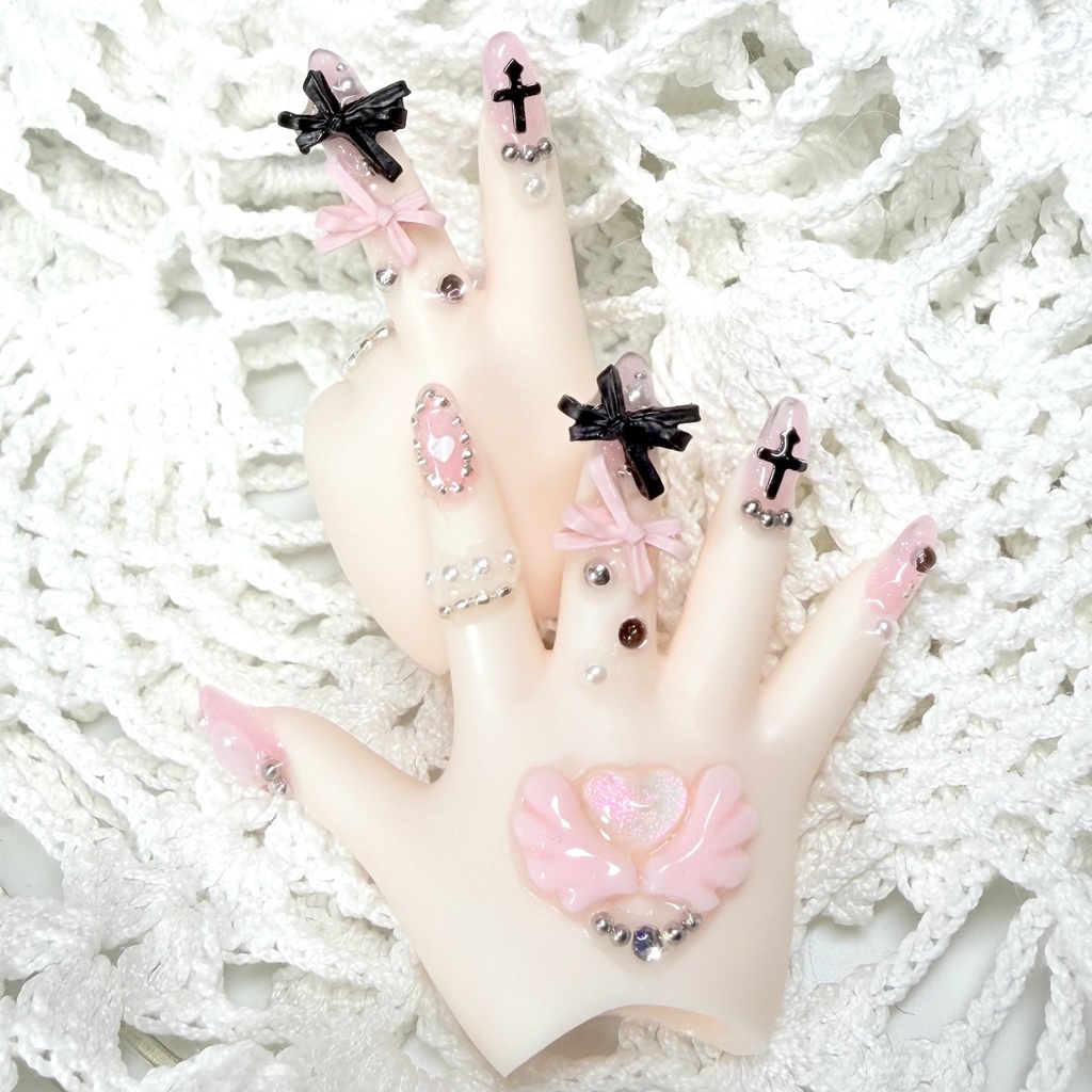 MDD ネイルハンド　ピンク黒おしゃまちゃん