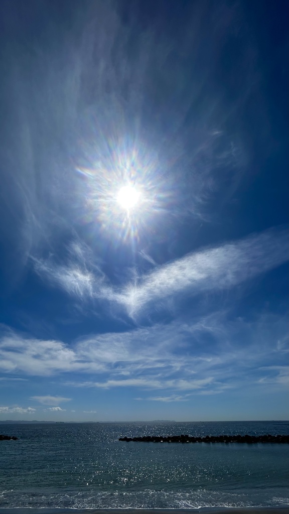 Light Falling into the Sea　ヒカリの降る海