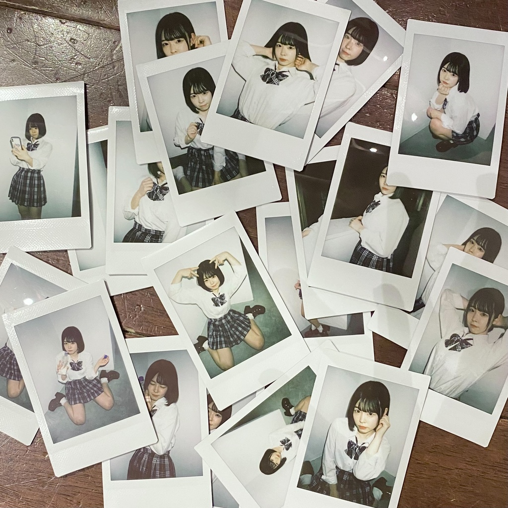 制服チェキ（春原仁菜・落書きナシ）