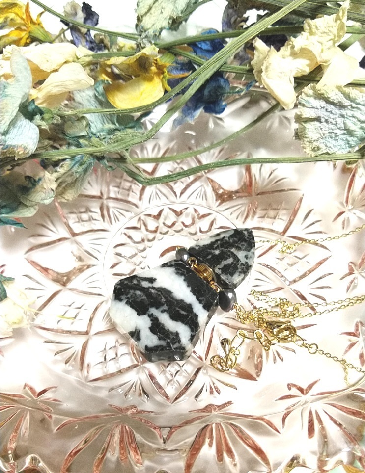 【天然石の香水瓶】ゼブラジャスパー‗ネックレス