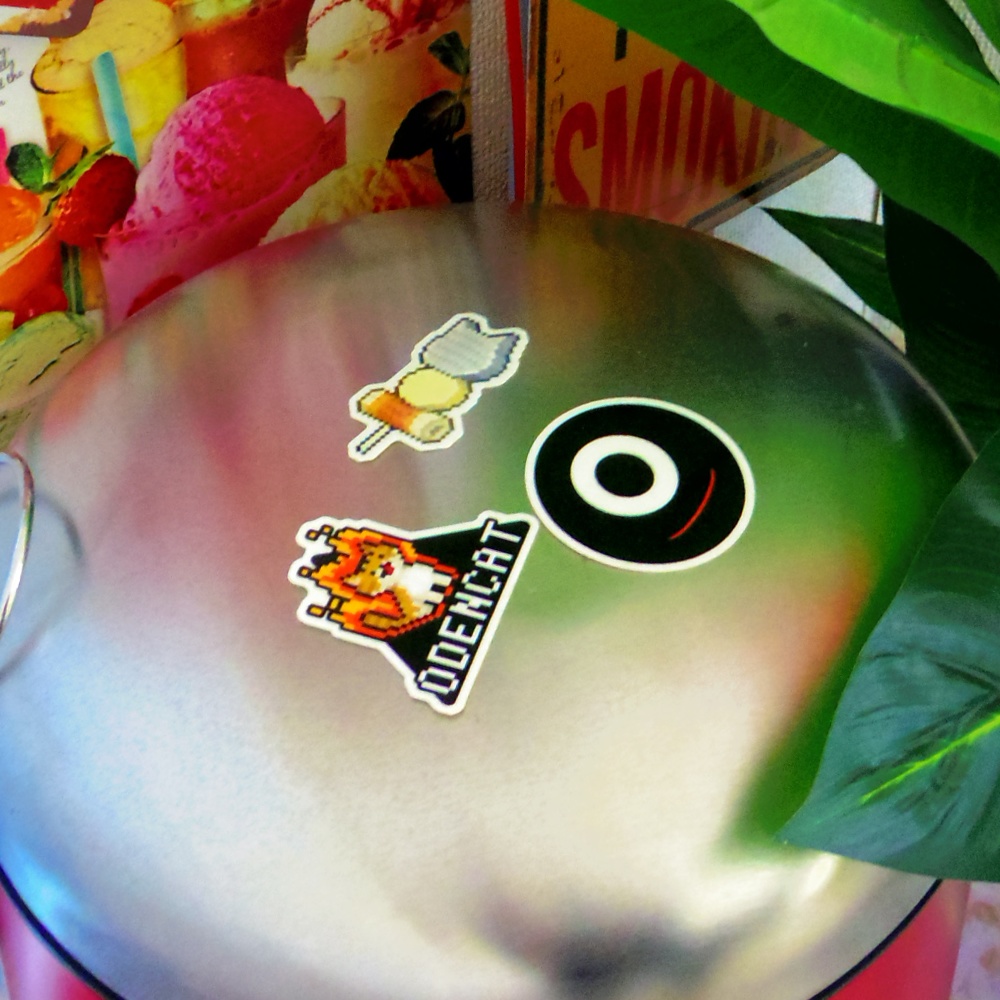 Odencat 5周年ステッカー