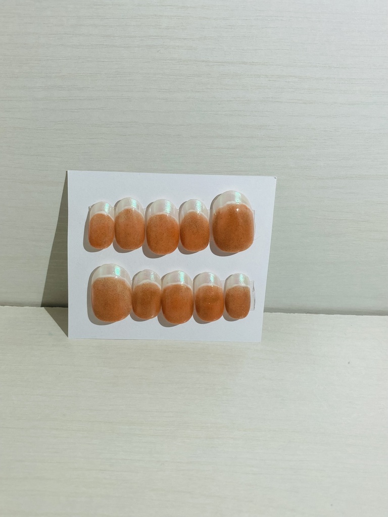 フレンチネイル