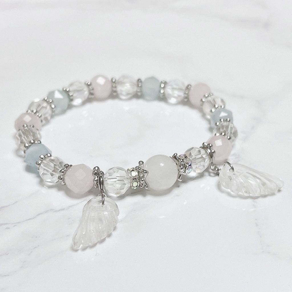 水晶の羽根໒꒱ホワイトジェイド ローズクォーツ アクアマリン 天然石ブレスレット