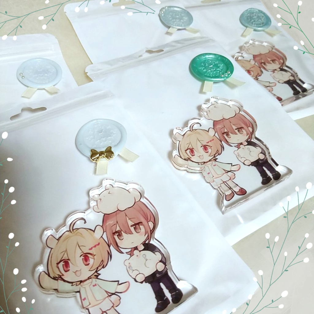 らびでび 自立アクリル(8cm)