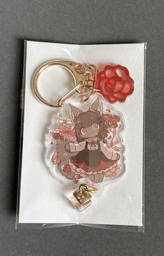 チャーム付きアクリルキーホルダー
