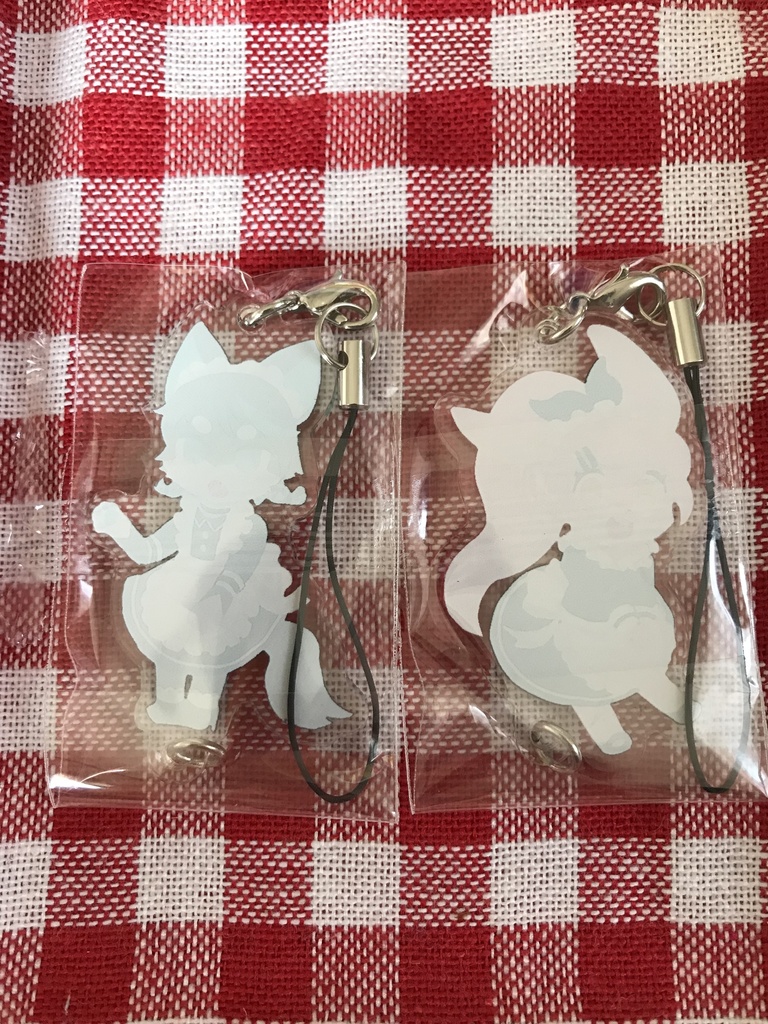 メイド獣人さん繋がるアクキー