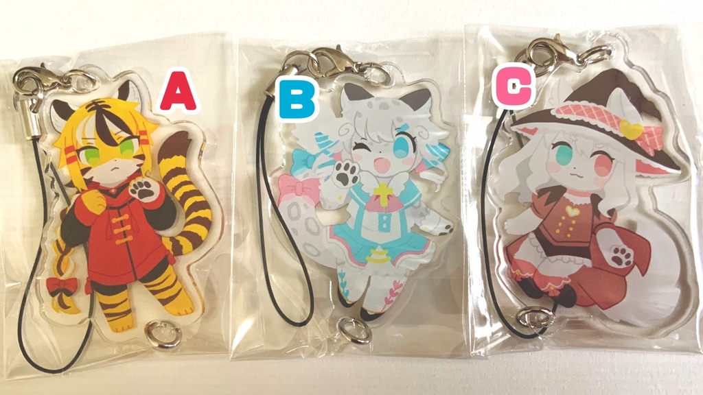 繋がるアクリルキーホルダー第2弾!