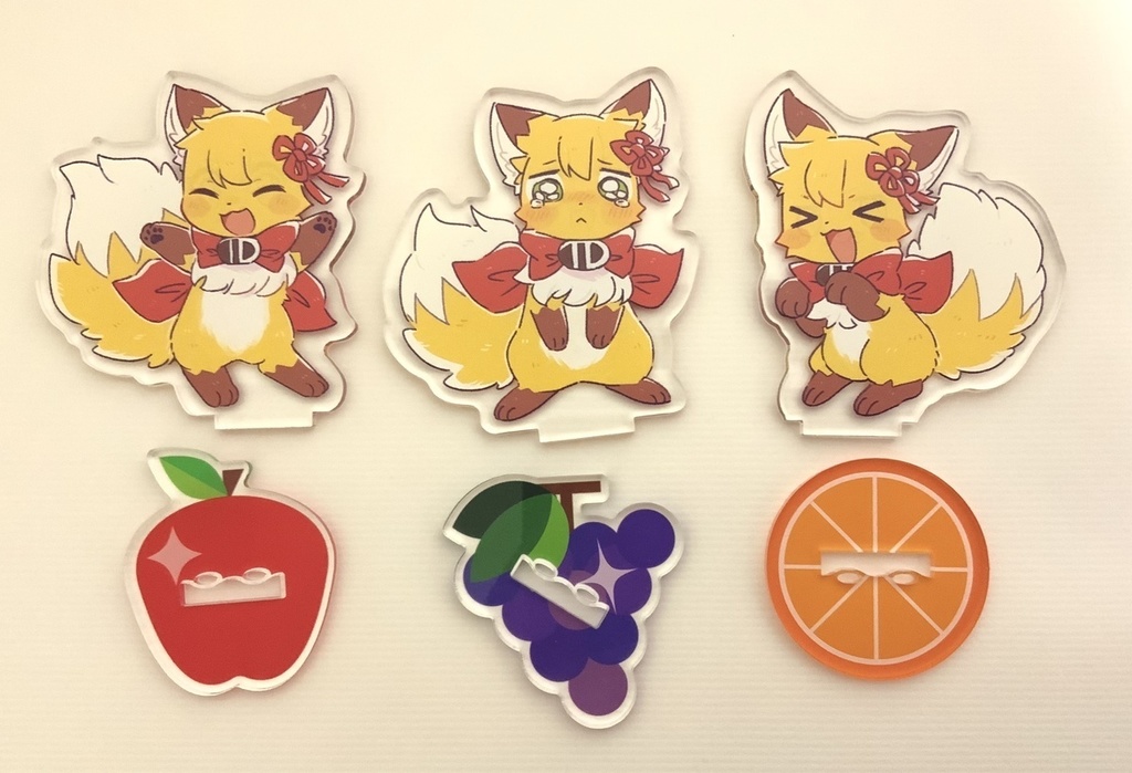 コロモちゃんアクリルスタンド