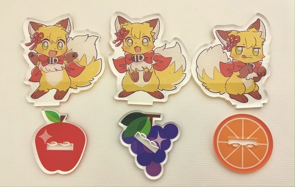 コロモちゃんアクリルスタンド