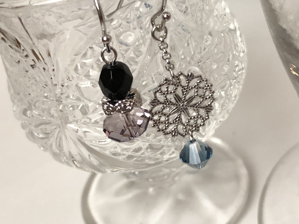 離れずにそばにいて皇帝と王子様のピアス、イヤリング