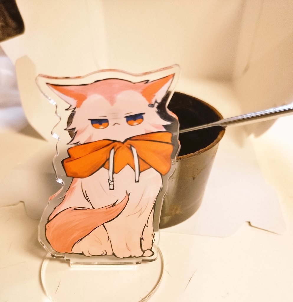 不機嫌なねこ
