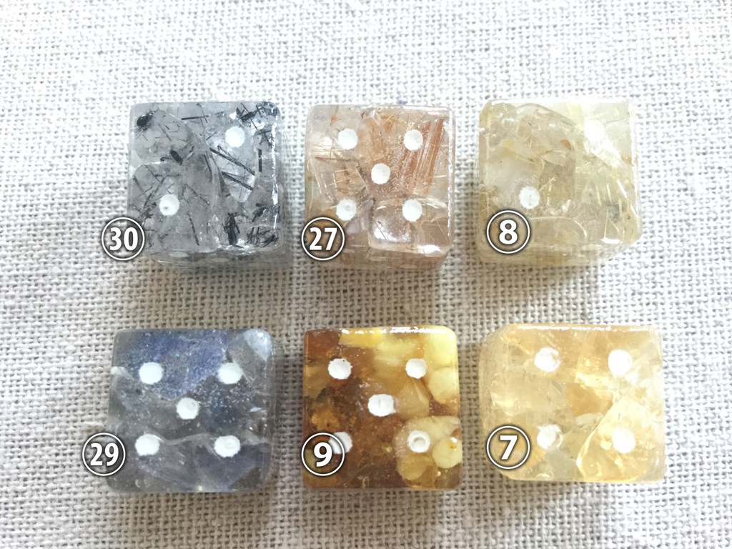 天然石さざれのダイス(D6・D8・D10・D12(惑星マーク))