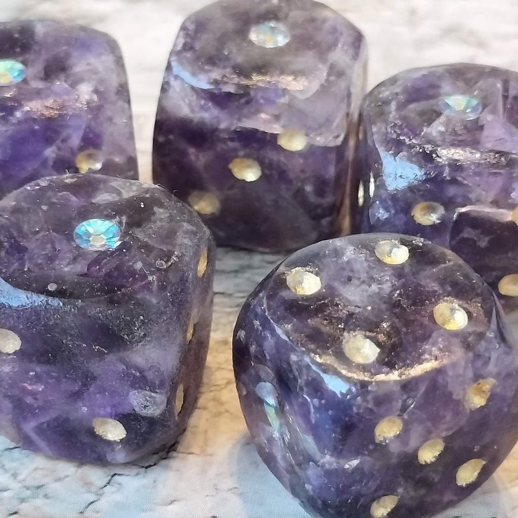 アメシスト - 天然石のさざれ石ダイス・角丸6面体