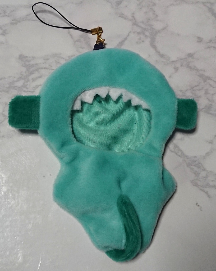 ウツボの着ぐるみ ツイステ ぬい服 お出かけ用