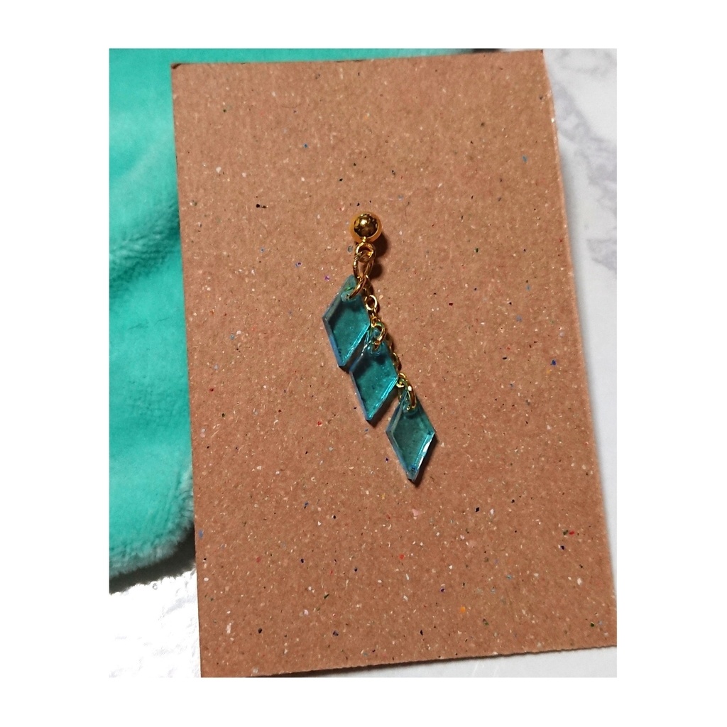 くまの着ぐるみ ピアスセット