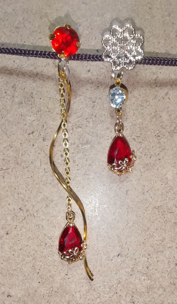 【ツイステ】砂漠の宮のイヤリング