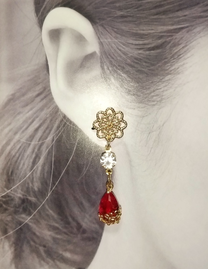 【ツイステ】砂漠の宮のイヤリング