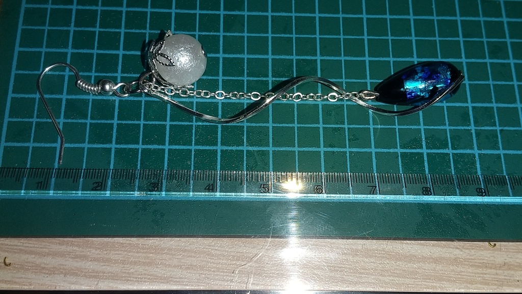 【ツイステ】海ホタルのピアス(両耳)