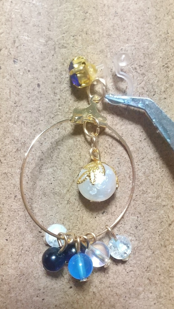 【ツイステ】水面の泡の耳飾り(両耳)