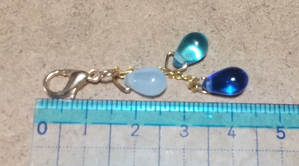 しずくのマスクチャーム