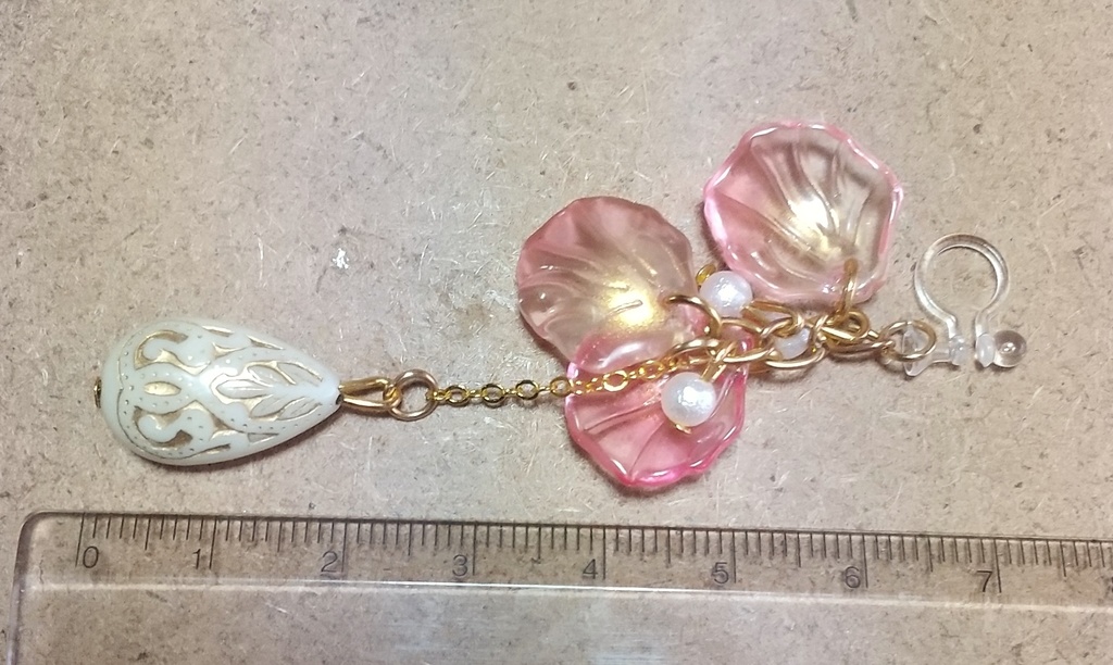 【ツイステ】フェアリー・ガラの花飾り