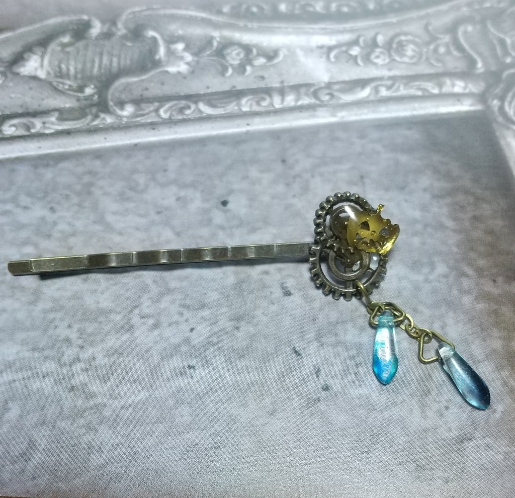 【ツイステ】パンプキン騎士のヘアピン(左右セット)